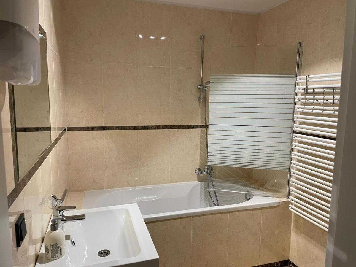 Apartment Fortune FeWo Düsseldorf Düsseldorf